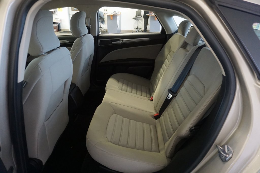 Used 2018 Ford Fusion S image 17