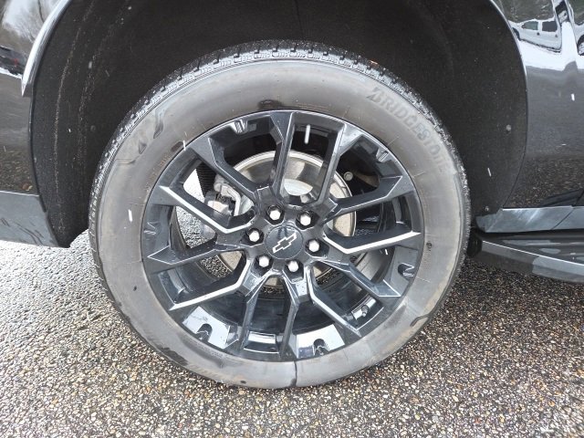 Used 2025 Chevrolet Suburban RST image 73