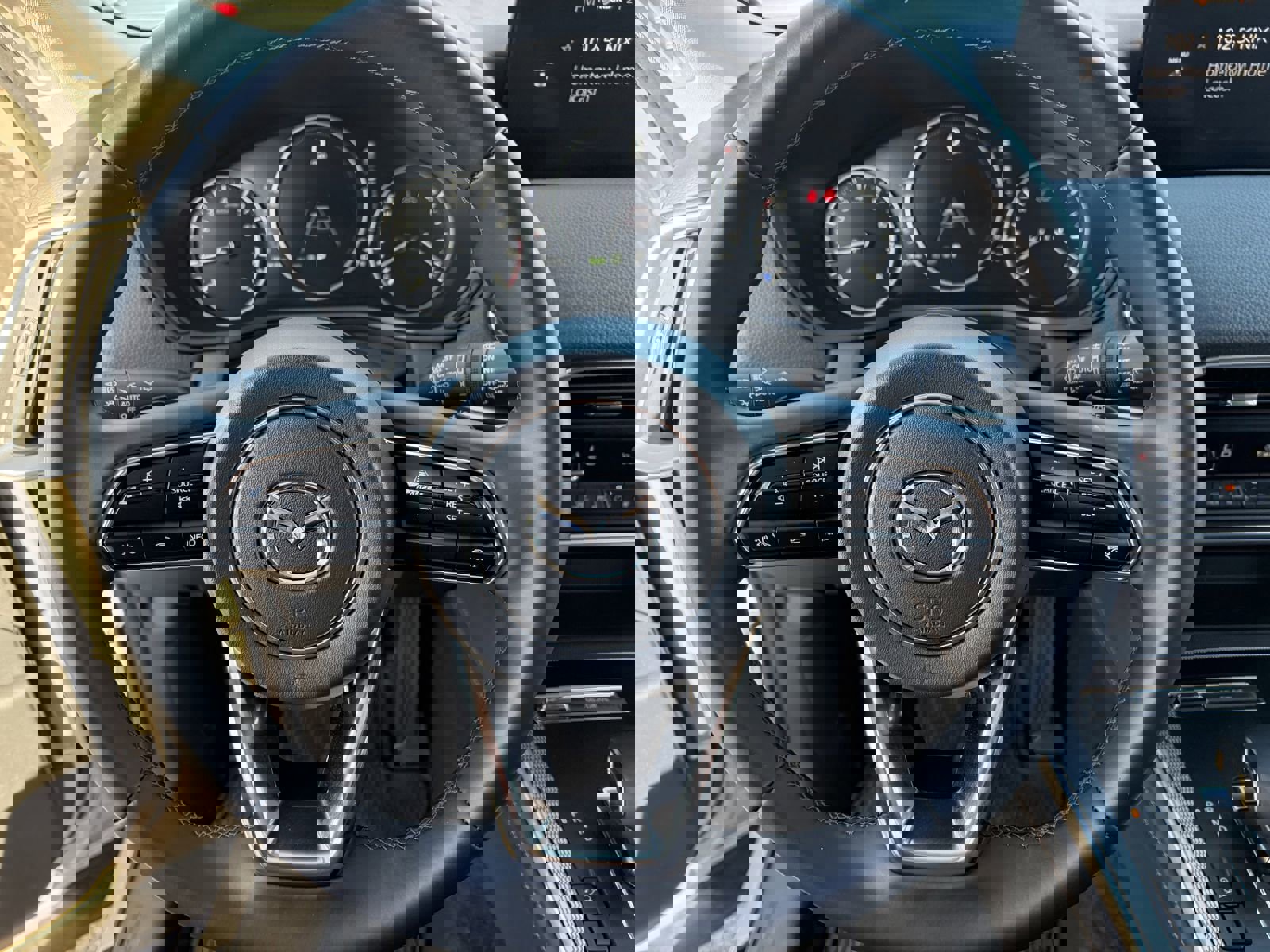 Used 2025 MAZDA CX-90 3.3 Turbo w/ Preferred Package AWD/4WD image 24