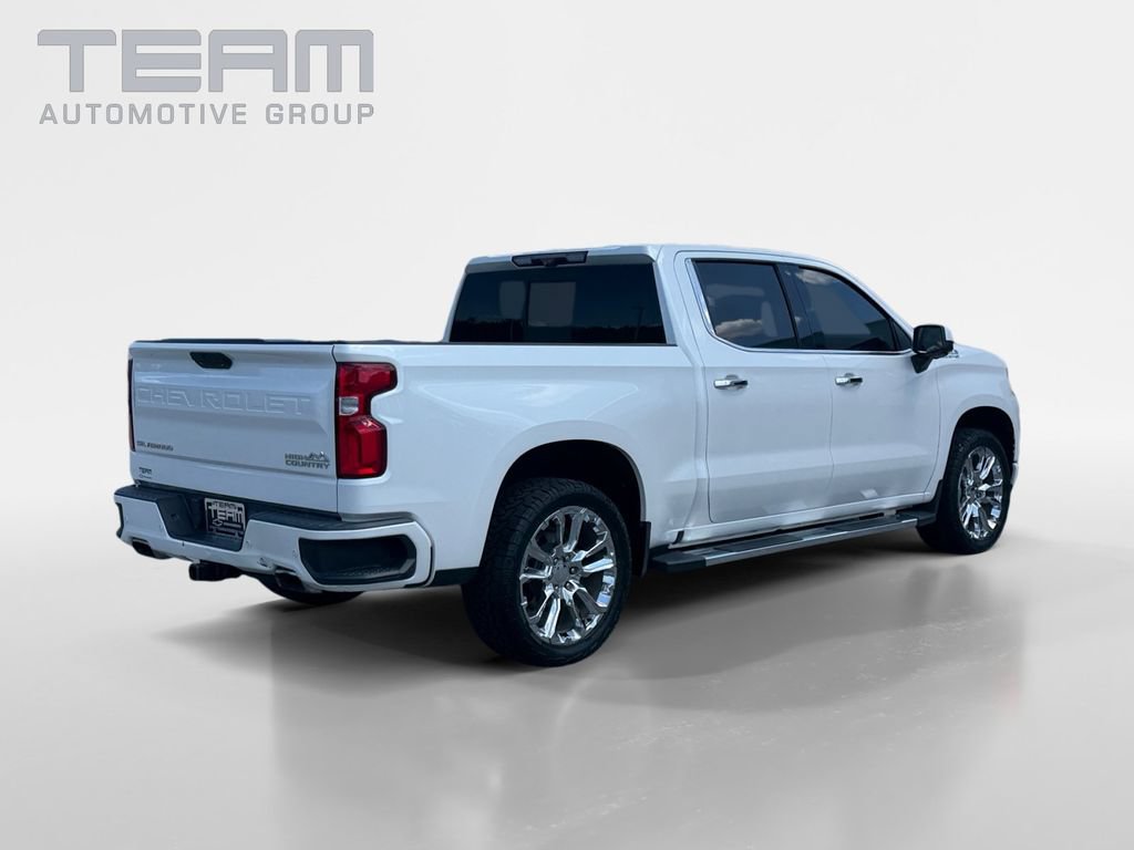 Used 2021 Chevrolet Silverado 1500 High Country w/ Technology Package AWD/4WD image 7