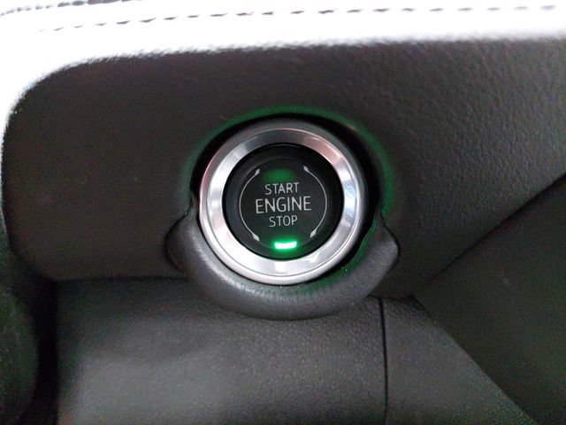 Certified 2025 Chevrolet Suburban Z71 AWD/4WD image 34