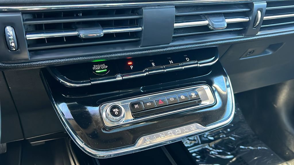 Used 2025 Lincoln Corsair Grand Touring w/ Equipment Group 302A image 16