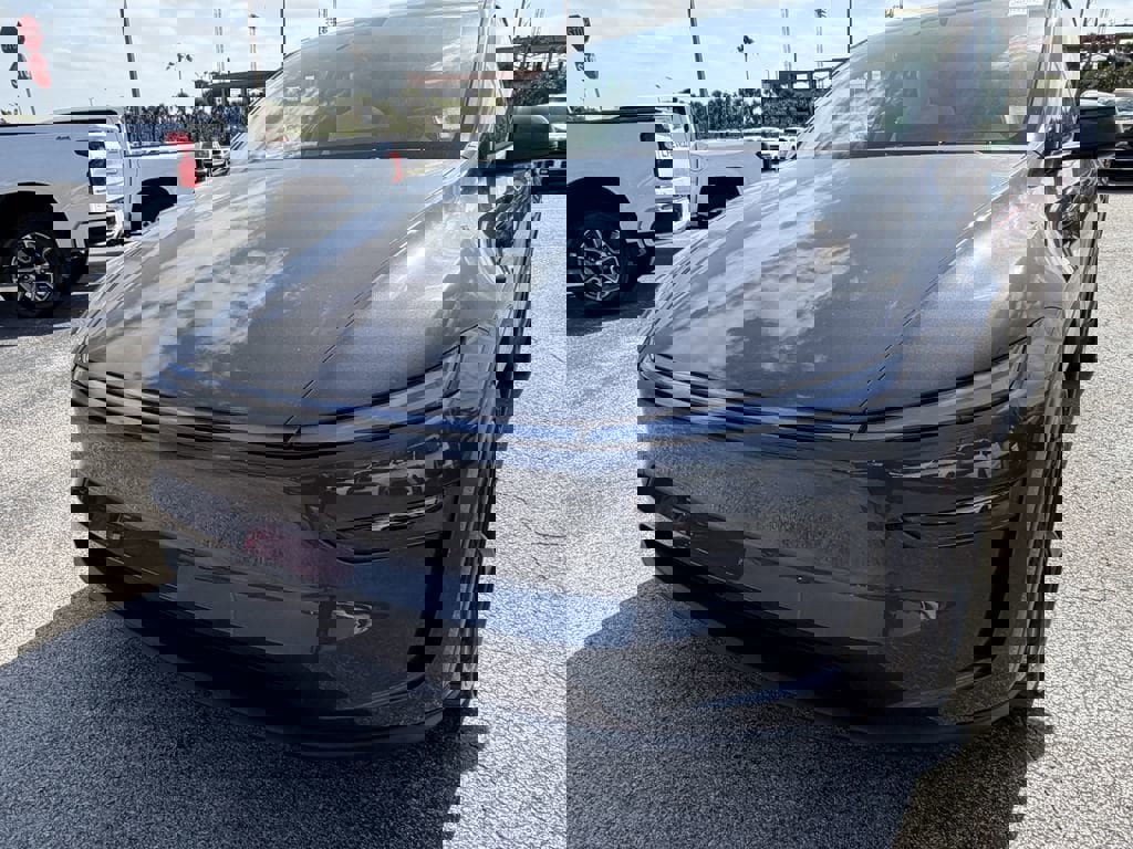 Used 2026 Tesla Model Y Long Range AWD/4WD image 10