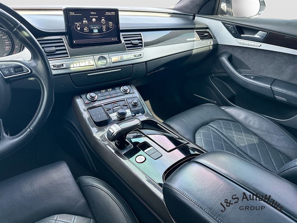 Used 2016 Audi S8 Plus image 30