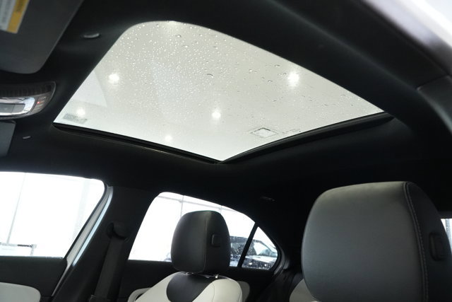 Used 2021 Mercedes-Benz A 35 AMG 4MATIC image 24