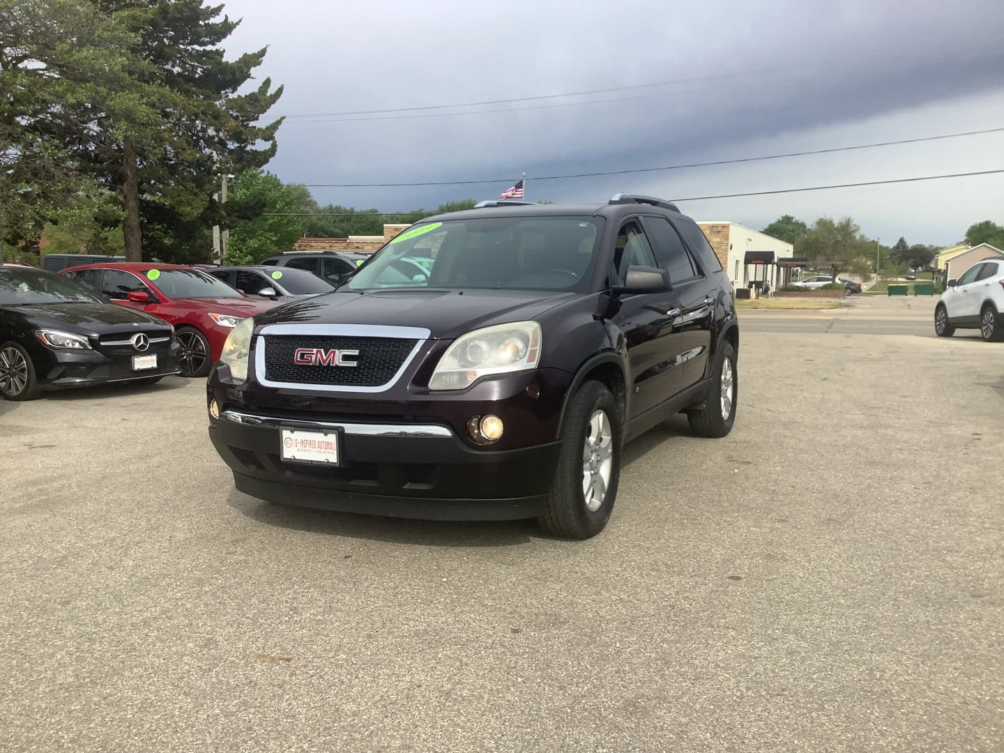 Used 2009 GMC Acadia SLE w/ Preferred Package FWD image 4