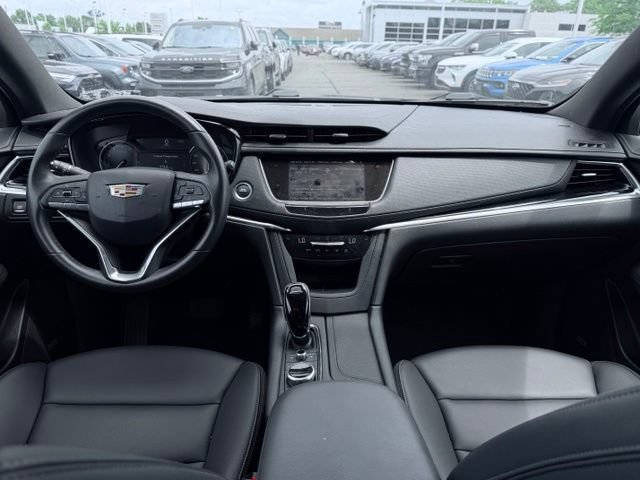 Used 2024 Cadillac XT6 Luxury w/ LPO, Floor Liner Package AWD/4WD image 36