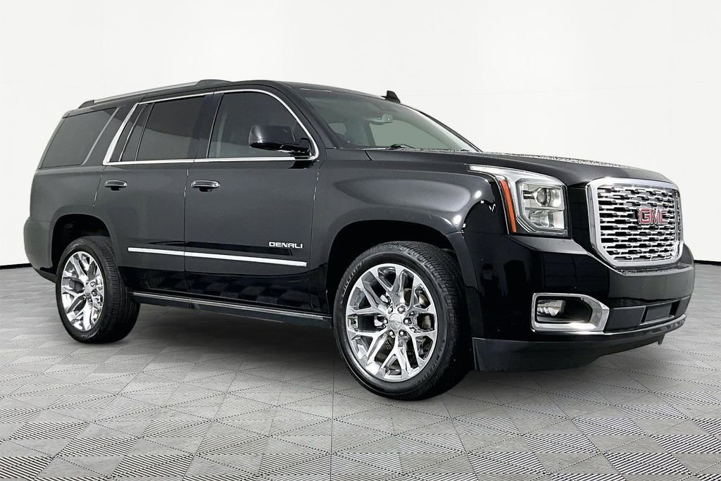 Certified 2019 GMC Yukon Denali w/ Denali Ultimate Package AWD/4WD image 3