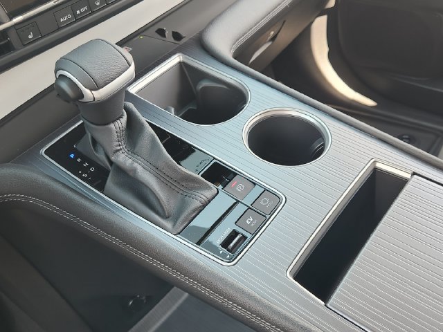 New 2026 Toyota Sienna XLE FWD image 16