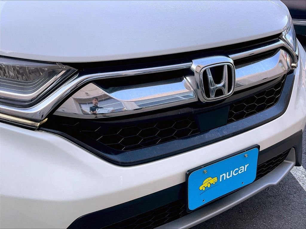 Used 2018 Honda CR-V Touring image 32