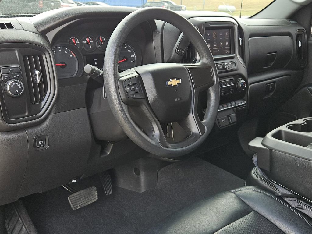Used 2020 Chevrolet Silverado 1500 Custom w/ Custom Value Package image 23