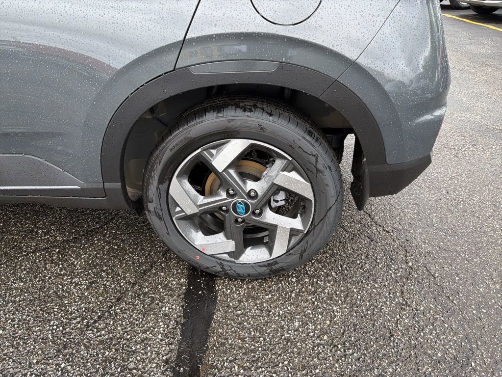New 2026 Hyundai Venue SEL FWD image 12