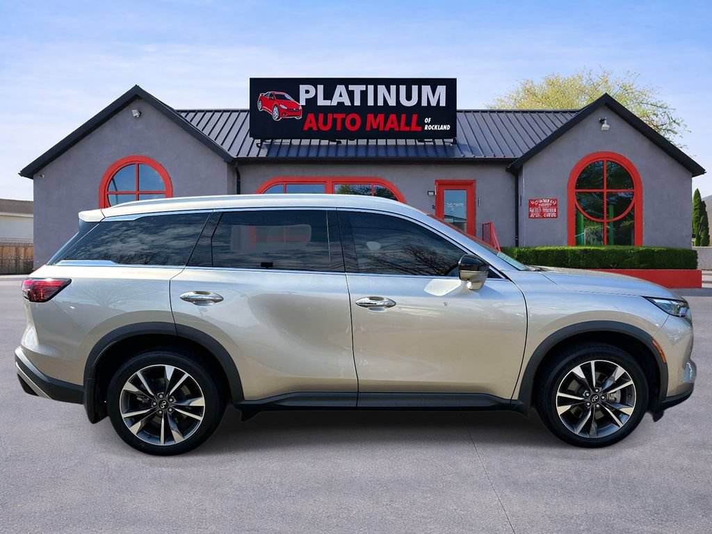 Used 2023 INFINITI QX60 Luxe w/ Cargo Package AWD/4WD image 2