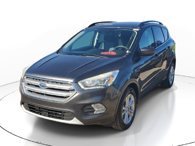 Used 2017 Ford Escape SE w/ Equipment Group 201A AWD/4WD image 2
