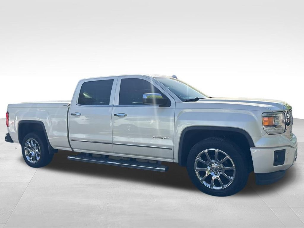 Used 2015 GMC Sierra 1500 Denali w/ Driver Alert Package image 11
