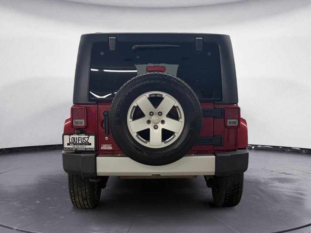 Used 2012 Jeep Wrangler Unlimited Sahara w/ Dual Top Group image 5