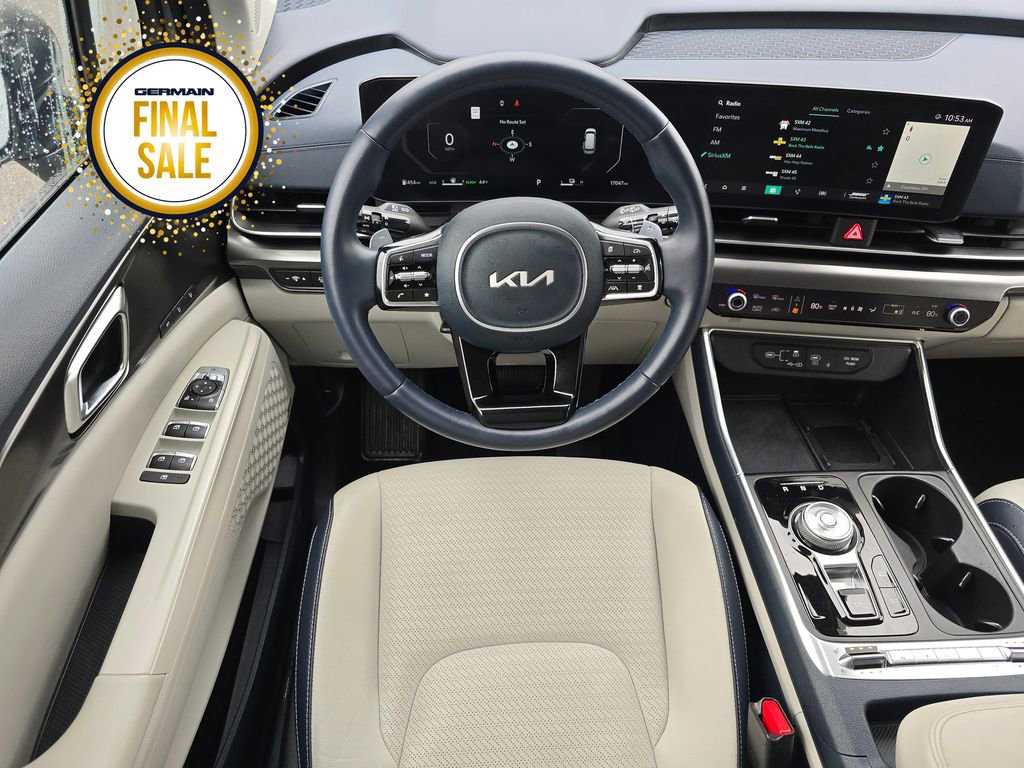 Certified 2025 Kia Carnival SX image 14
