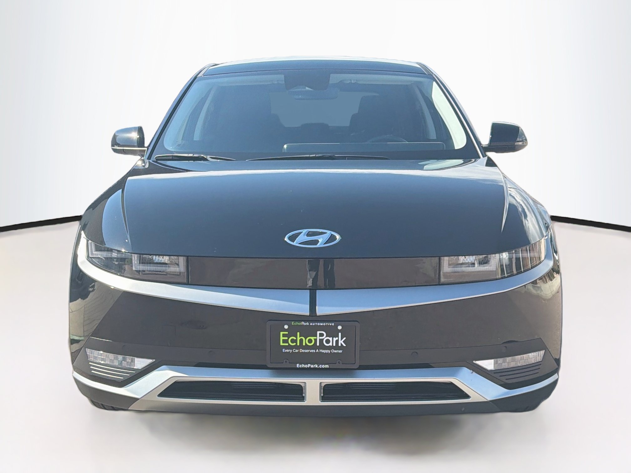 Used 2024 Hyundai Ioniq 5 SEL AWD/4WD image 2