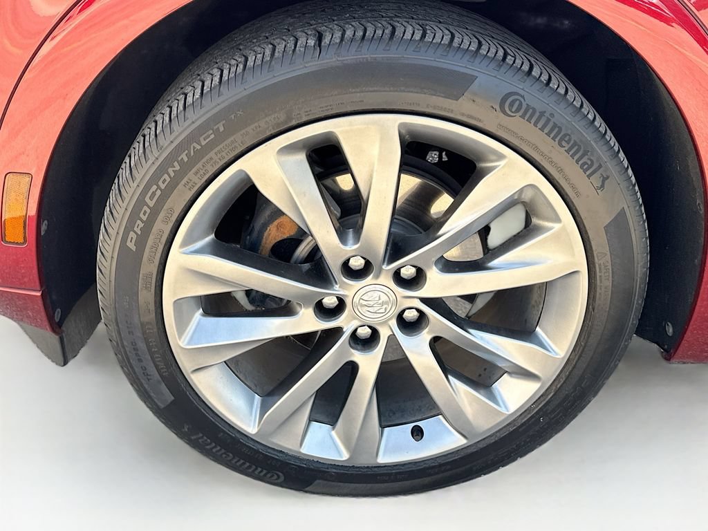 Used 2021 Buick Envision Avenir FWD image 41
