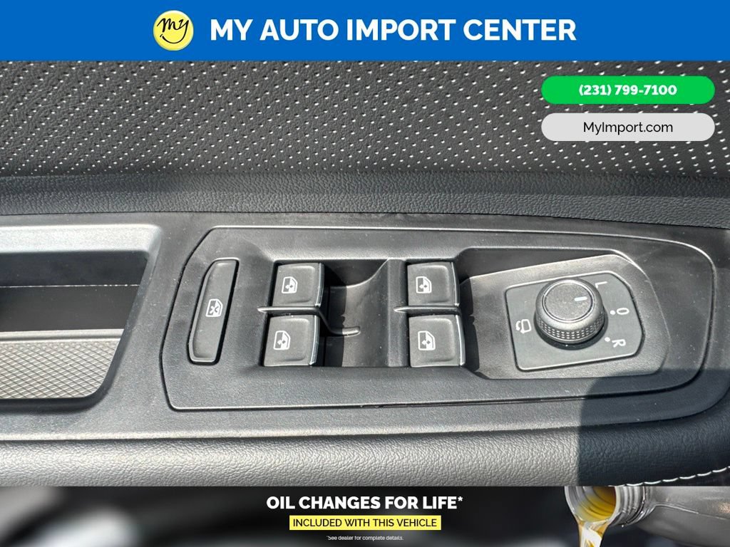 Used 2025 Volkswagen Atlas SEL Premium R-Line AWD/4WD image 11