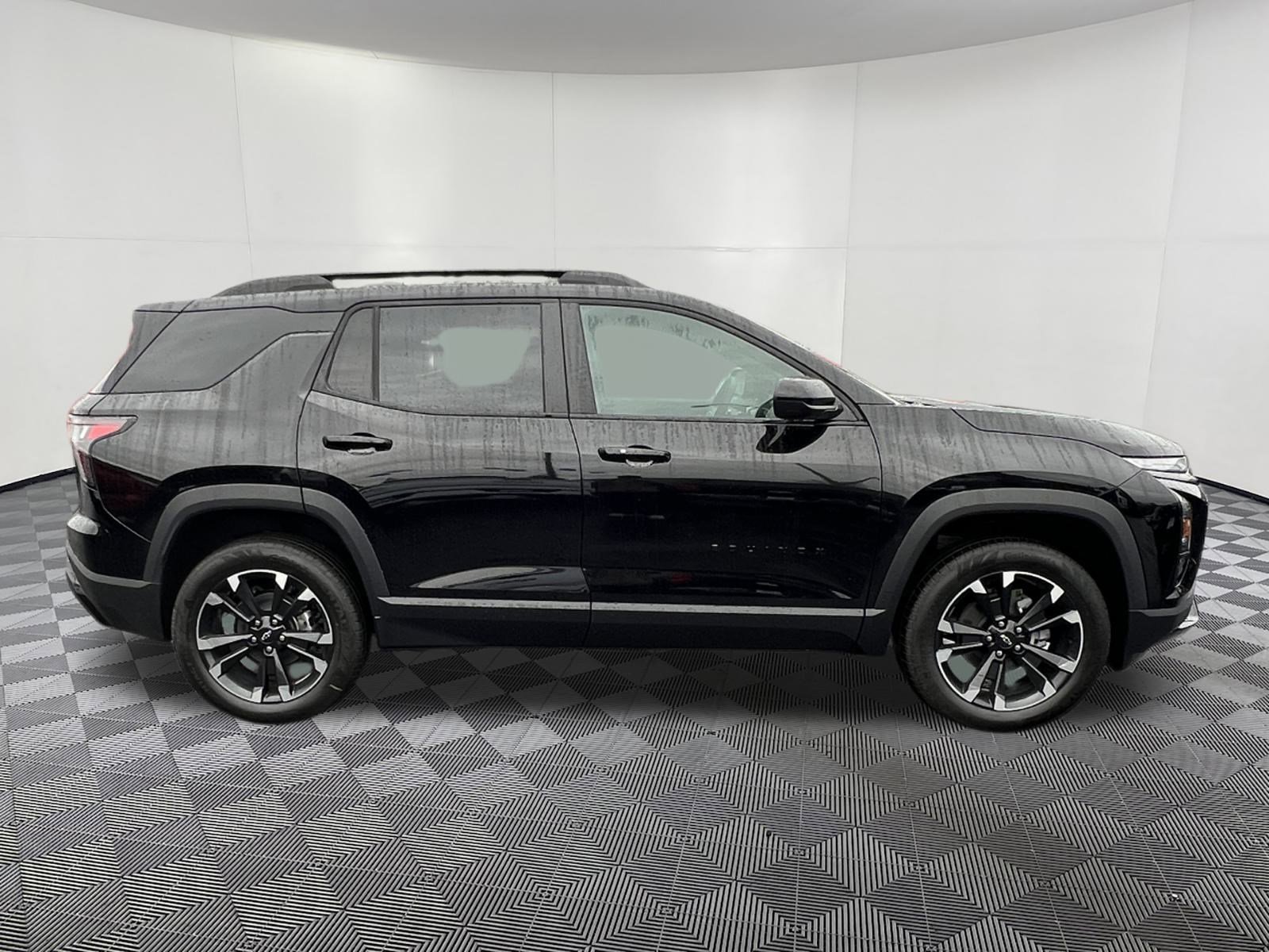 New 2026 Chevrolet Equinox RS w/ Convenience Package III image 7