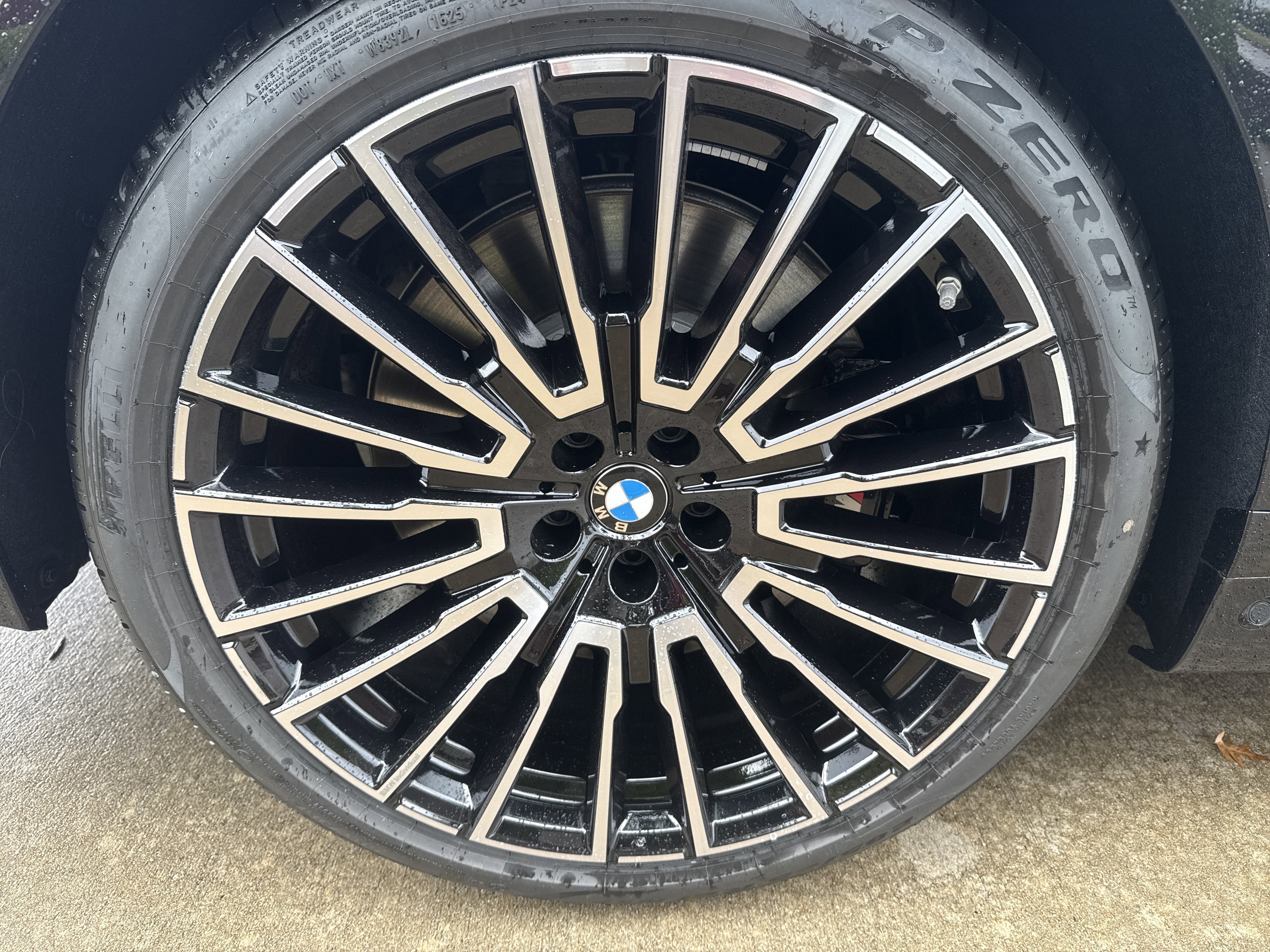 New 2026 BMW 760i xDrive image 29