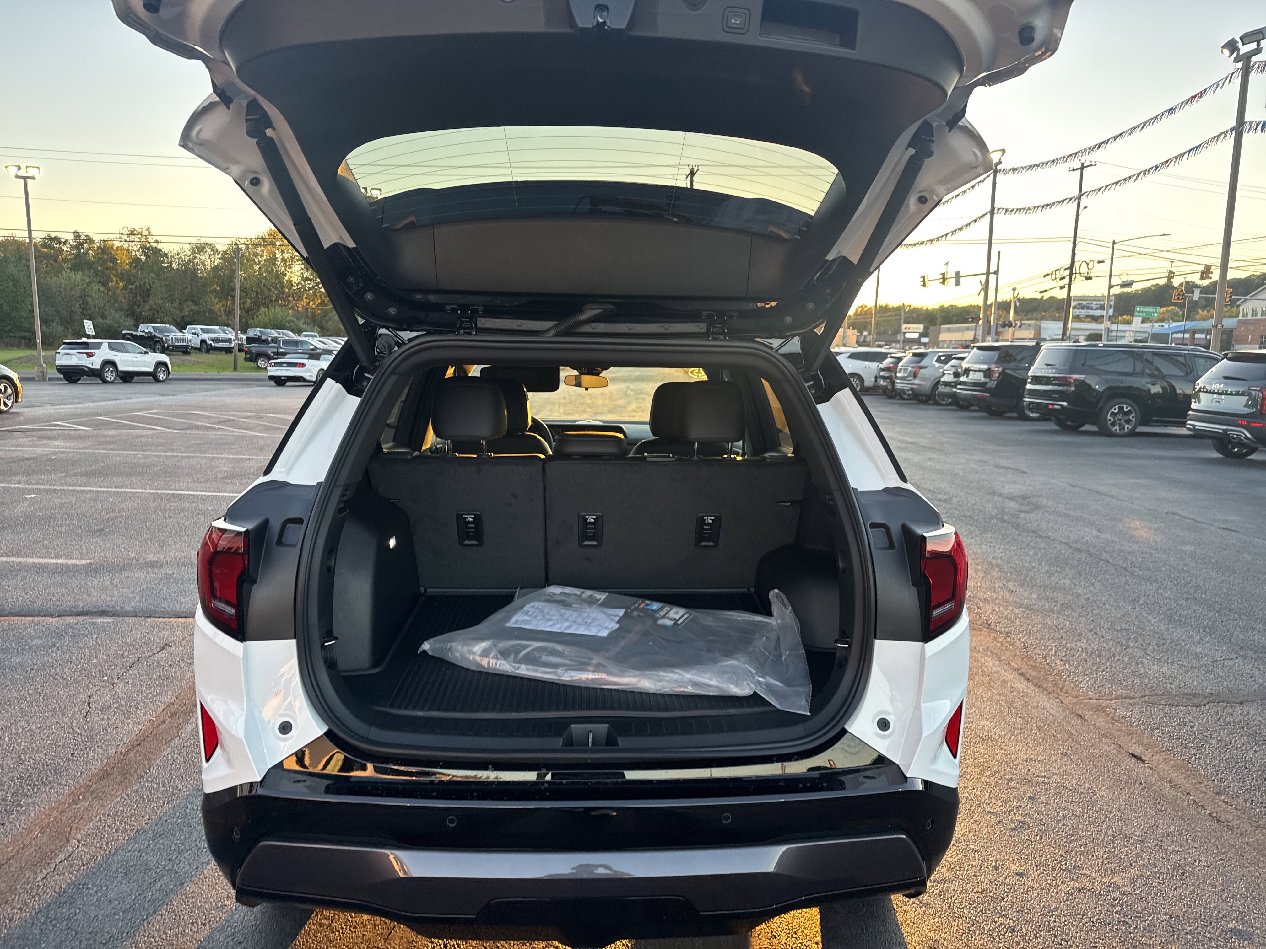 New 2026 GMC Terrain AT4 w/ LPO, Floor Liner Package image 5