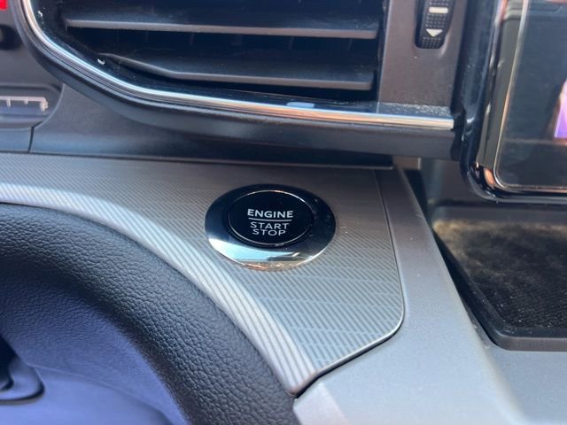 Used 2023 Ford Explorer XLT w/ Equipment Group 202A AWD/4WD image 32