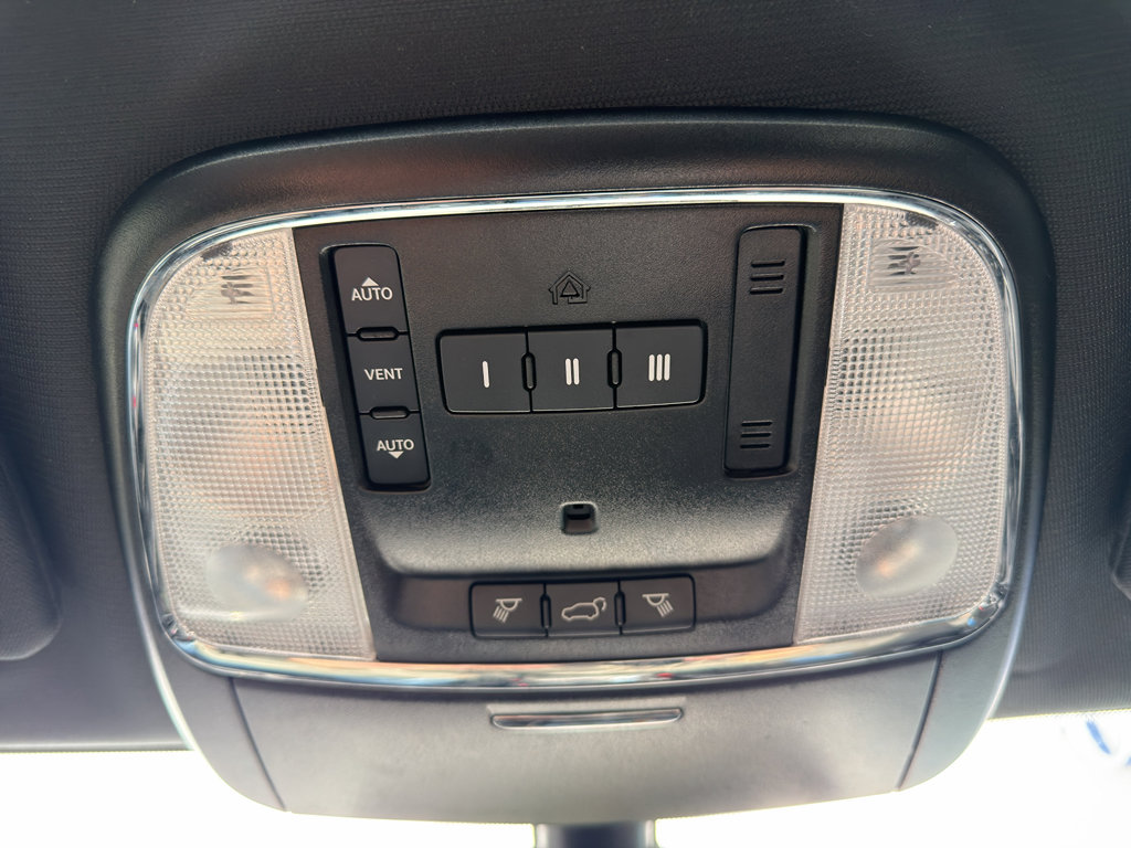 Used 2020 Dodge Durango R/T AWD/4WD image 30