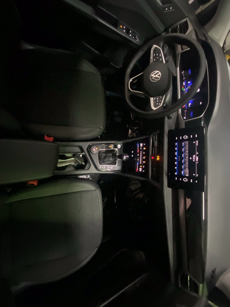 New 2026 Volkswagen Taos SE AWD/4WD image 10