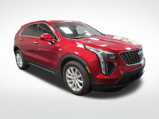 Certified 2023 Cadillac XT4 Luxury w/ Cold Weather Package FWD image 8