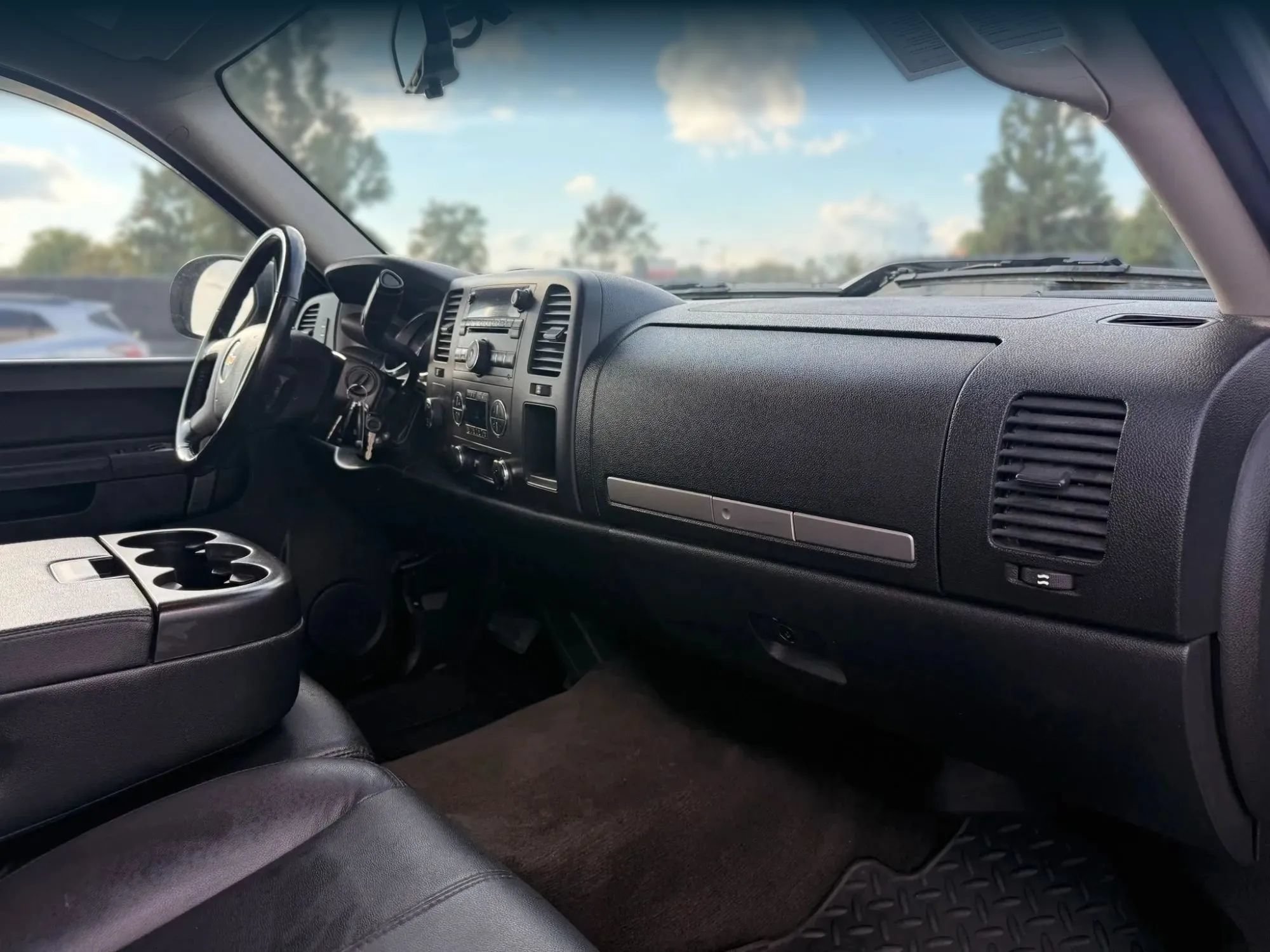 Used 2013 Chevrolet Silverado 1500 LT w/ All-Star Edition AWD/4WD image 19