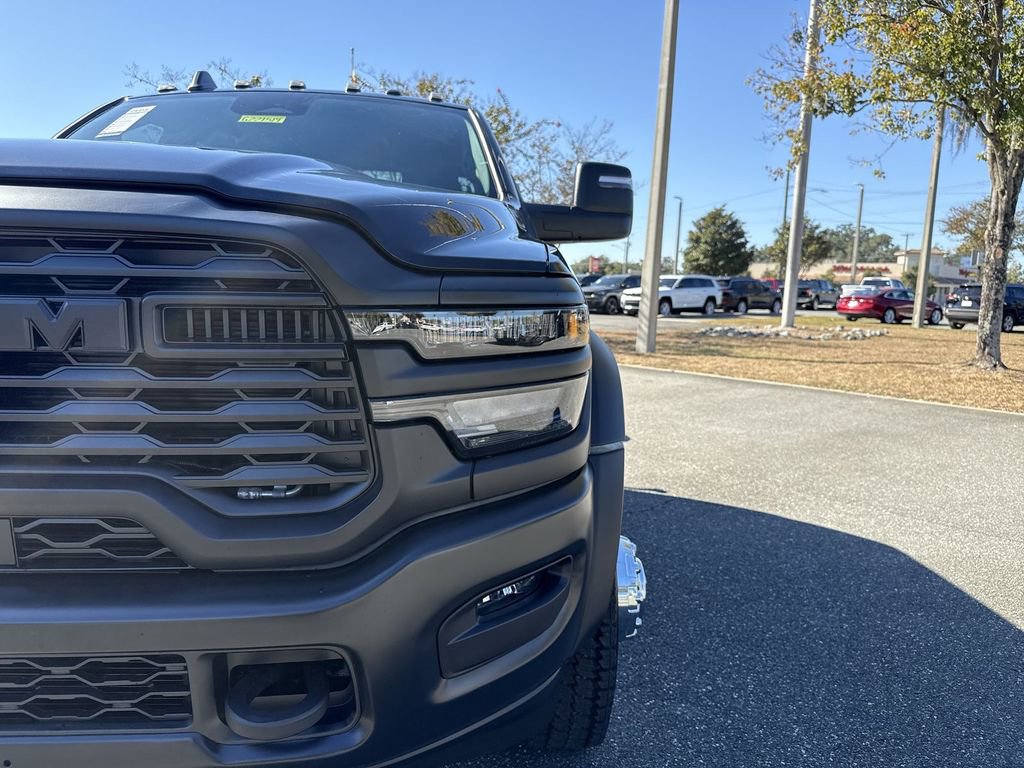 New 2026 RAM 5500 Tradesman image 9