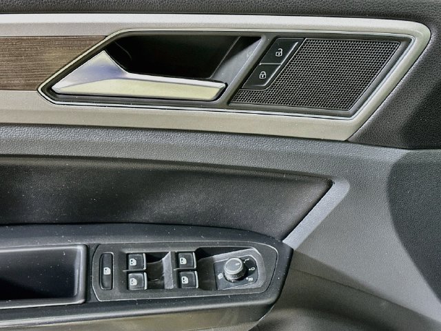 Used 2019 Volkswagen Atlas SE w/ Panoramic Sunroof Package AWD/4WD image 22