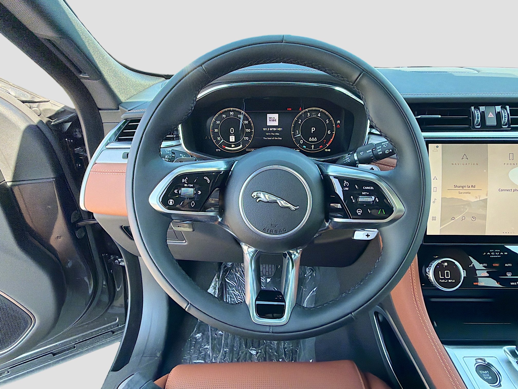 New 2026 Jaguar F-PACE R-Dynamic S AWD/4WD image 40