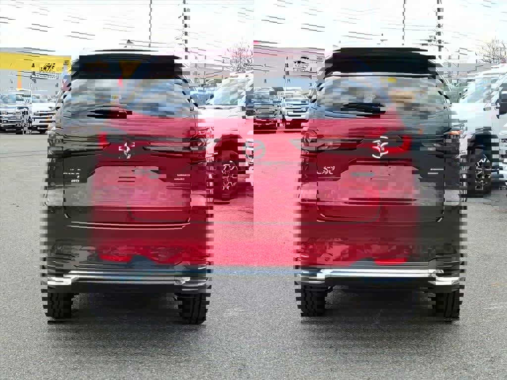 Used 2024 MAZDA CX-90 Plug-In Hybrid w/ Premium Pkg image 4