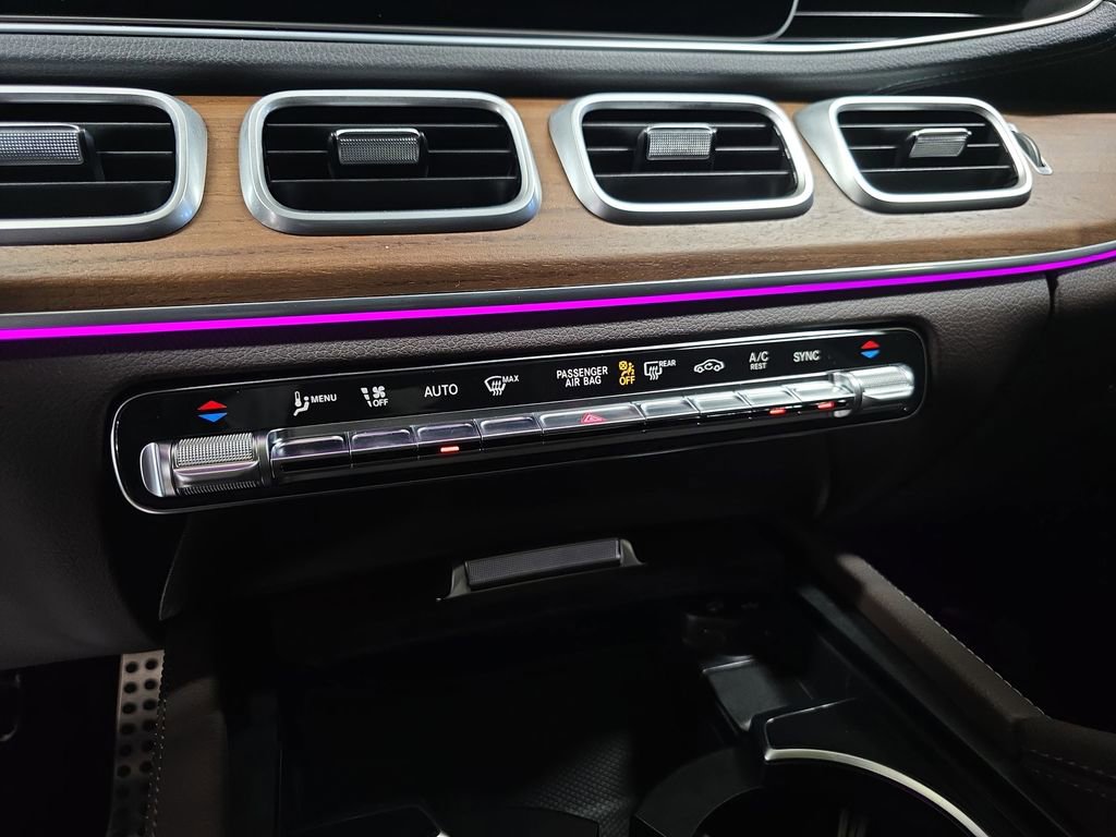 Used 2022 Mercedes-Benz GLS 450 4MATIC image 25