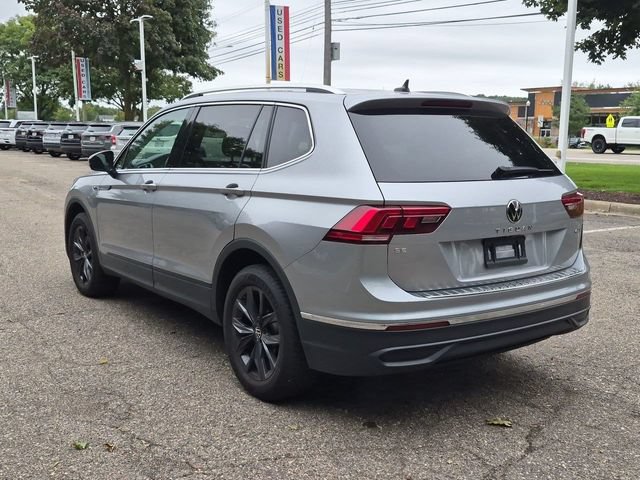 Used 2024 Volkswagen Tiguan SE AWD/4WD image 5