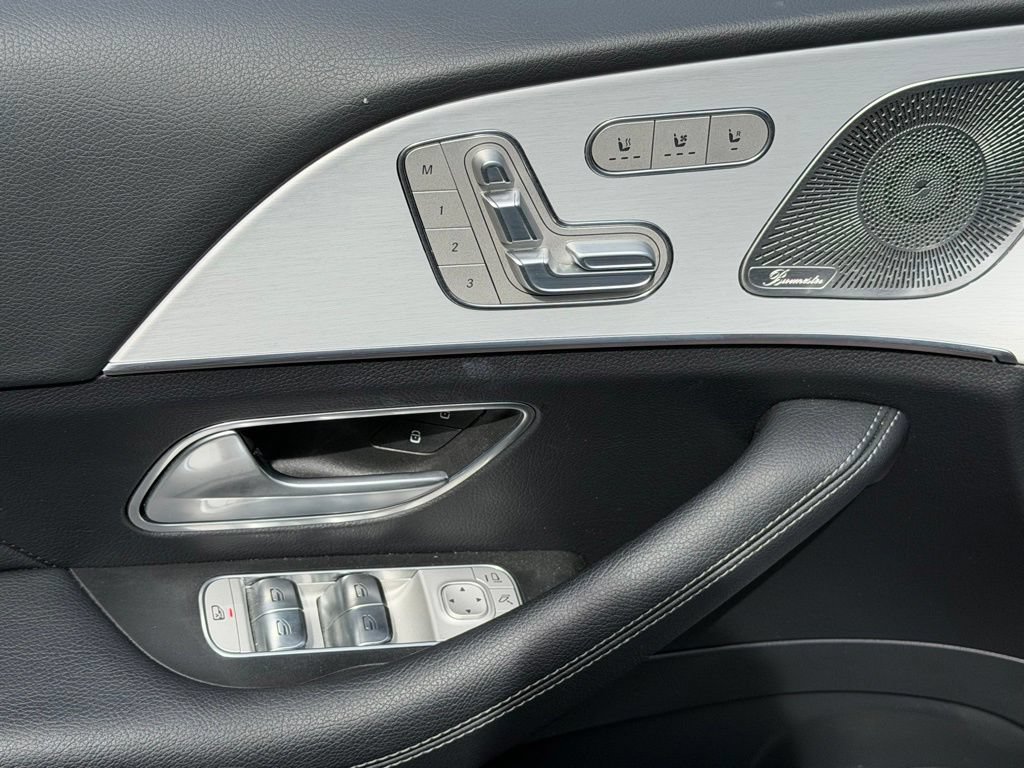 Used 2025 Mercedes-Benz GLE 350 4MATIC image 26