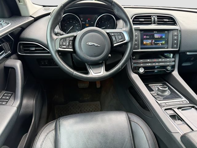 Used 2018 Jaguar F-PACE Prestige AWD/4WD image 23