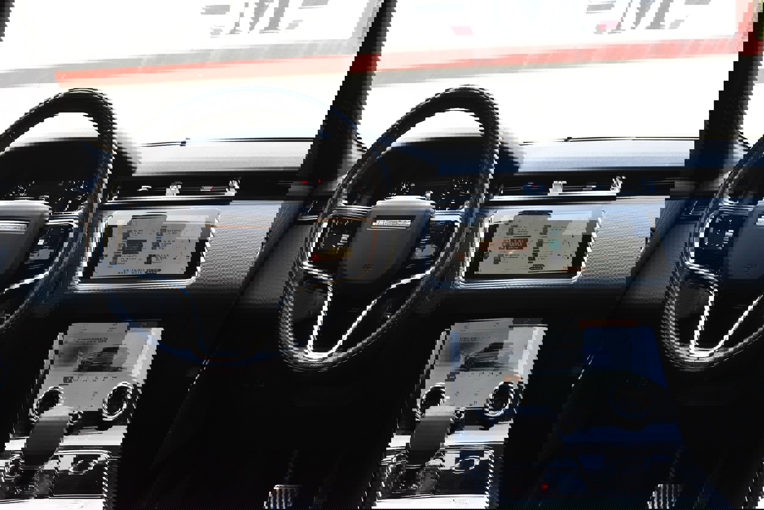 Used 2021 Land Rover Range Rover Velar R-Dynamic S AWD/4WD image 27