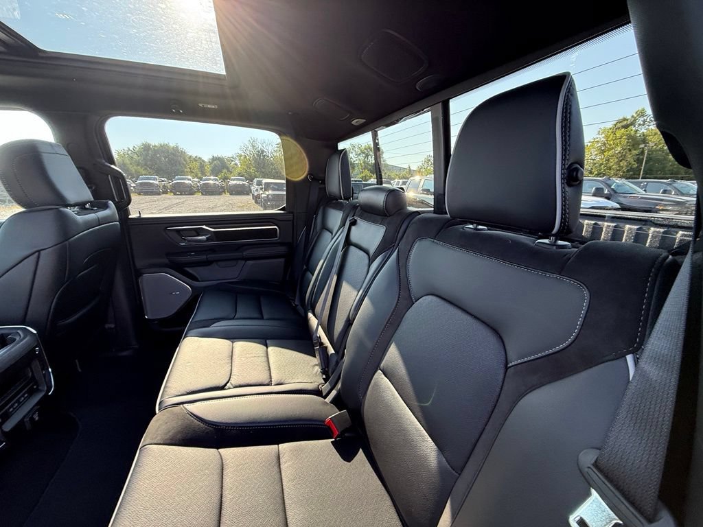 New 2027 RAM 1500 Laramie AWD/4WD image 27