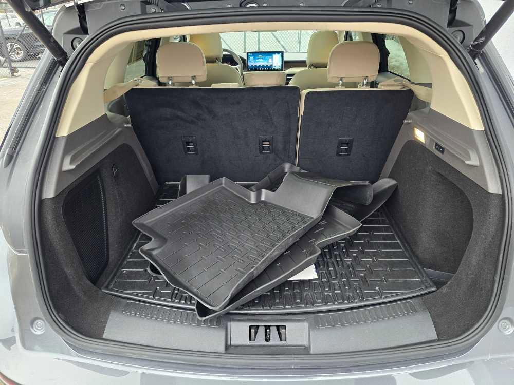 Used 2023 Lincoln Corsair Reserve w/ Equipment Group 201A image 30