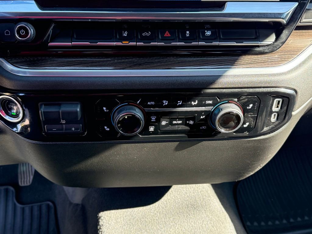 Used 2025 Chevrolet Silverado 2500 LT w/ Convenience Package AWD/4WD image 19