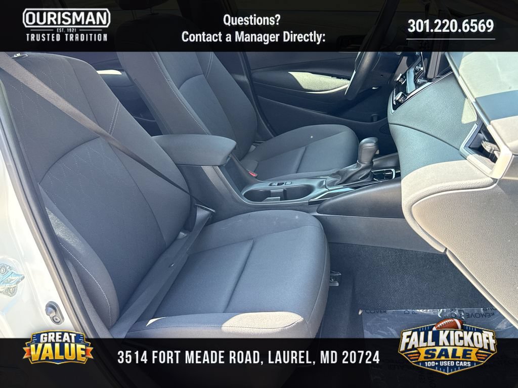 Used 2024 Toyota Corolla LE FWD image 11
