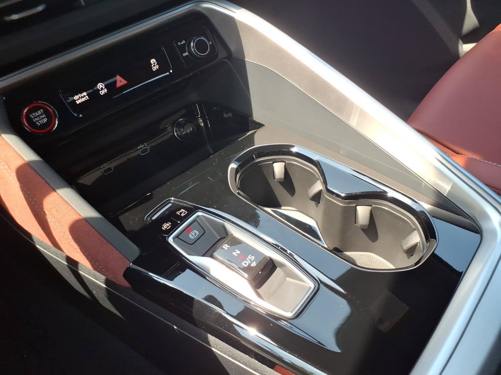New 2026 Audi SQ5 Prestige AWD/4WD image 20