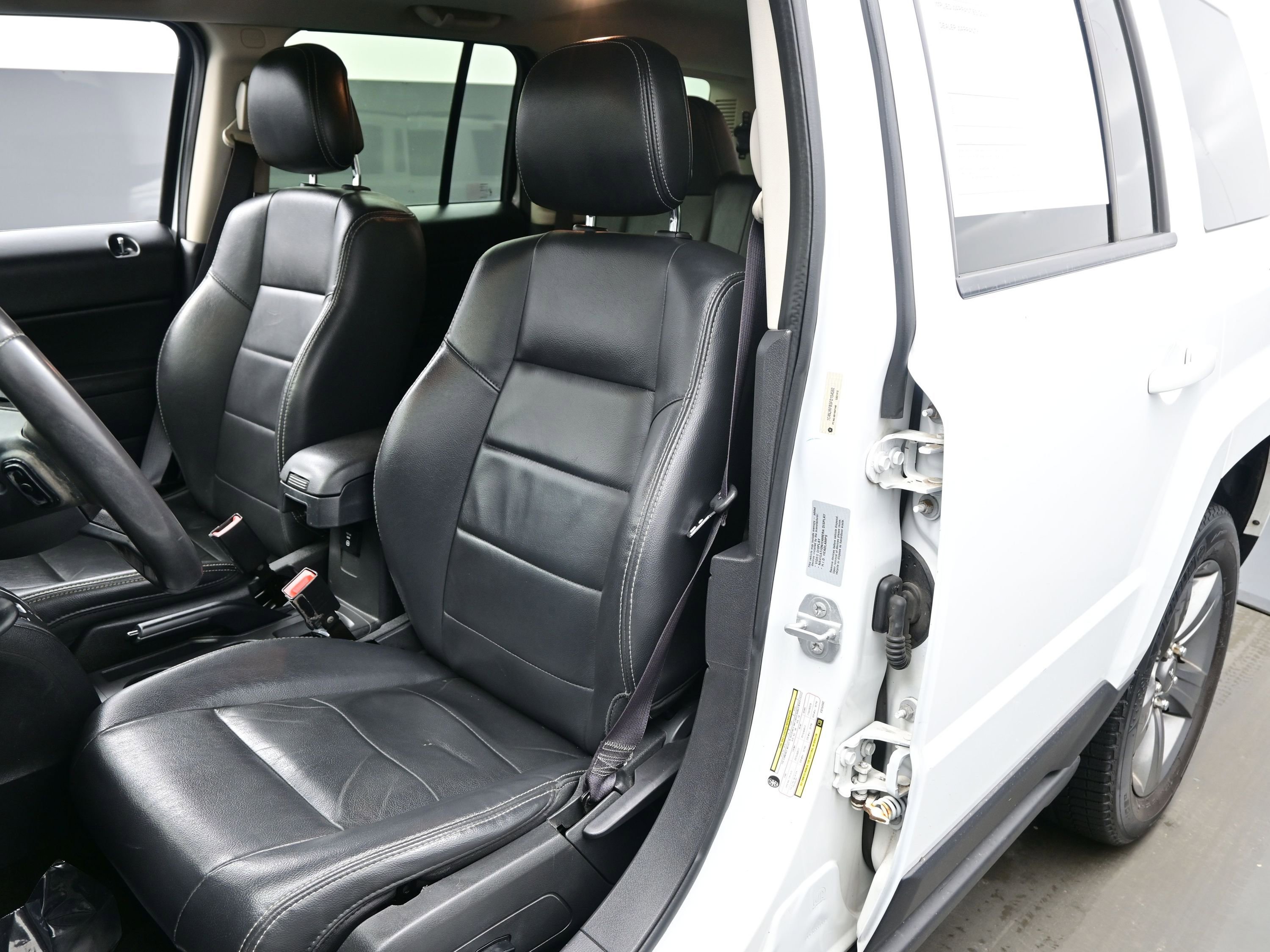 Used 2015 Jeep Patriot High Altitude image 10
