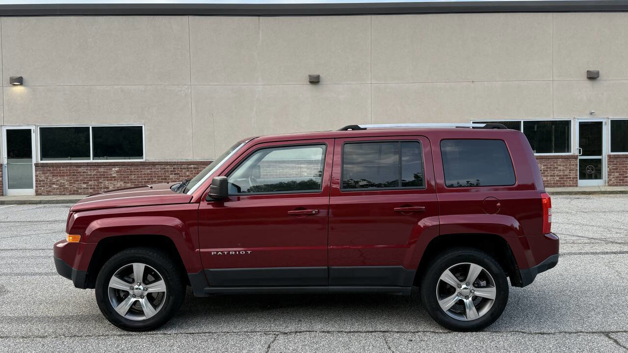 Used 2017 Jeep Patriot High Altitude image 4