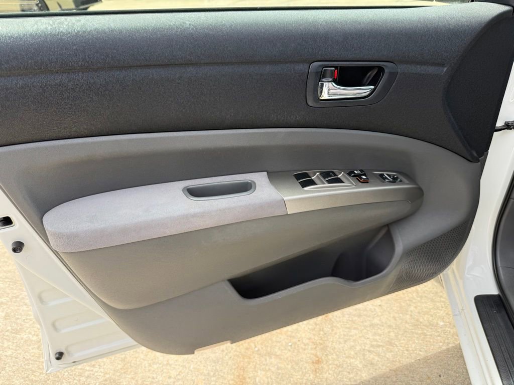 Used 2009 Toyota Prius Touring FWD image 31