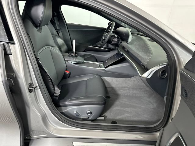 Used 2024 Lucid Air Pure image 29